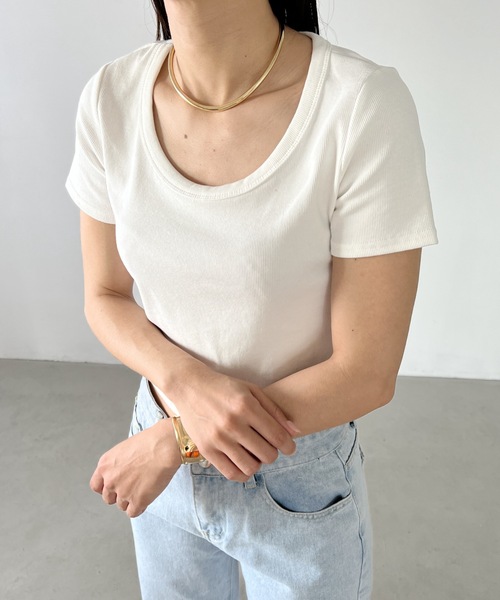 MYMOOD.(マイムード)の「ワイドネック コンパクト リブTシャツ(Tシャツ/カットソー・レディース・ホワイト/ブラック/サックスブルー/ピンク/アイボリー/チャコールグレー・FREE)」の7枚目の写真