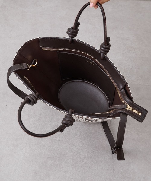 Whim Gazette（ウィムガゼット）の「【LE VERNIS】別注ゼブラ2WAY  