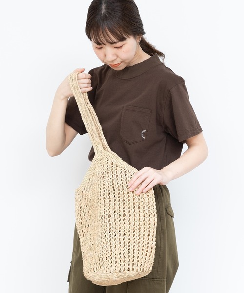 m　ラフィアバッグ　かぎ編み　ショルダーバッグ PAR ICI（パーリッシィ）の「ラフィアかぎ編み ワンショルダー