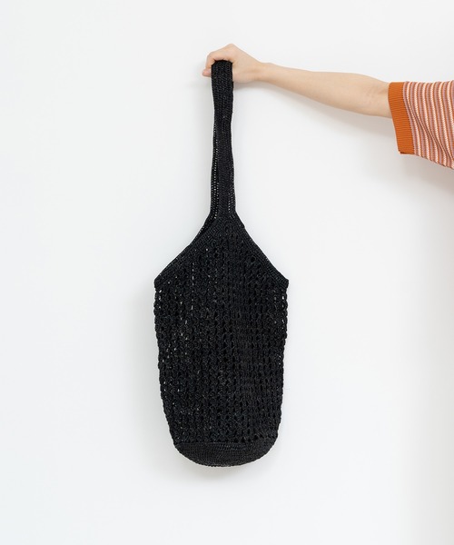 PAR ICI(パーリッシィ)の「ラフィアかぎ編み ワンショルダーバッグ(かごバッグ・レディース・ブラック/アイボリー・FREE)」の9枚目の写真
