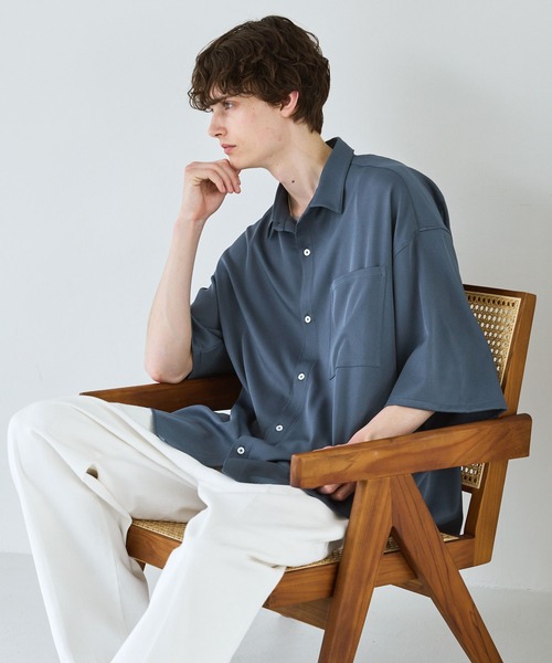 CTHY（シティ）の「ポリストレッチビッグポケットサイドスリットシャツ（シャツ/ブラウス・メンズ・ブラック/ブルー/チャコール/アイボリー/ライトグレー・L/M/XL/S）」の11枚目の写真