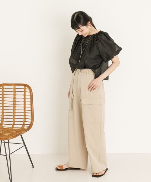 UR Lab.（アーバンリサーチラボ）の「ギャザーシアーブラウス（シャツ/ブラウス・レディース・グレー/ブラック/アイボリー・FREE）」の11枚目の写真