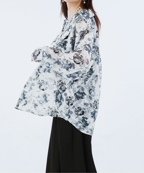 Ellno Loset(エルノロゼット)の「フラワージャガードシアーシャツ(シャツ/ブラウス・メンズ・ダークブルー/オフホワイト・LARGE/SMALL/MEDIUM)」の13枚目の写真