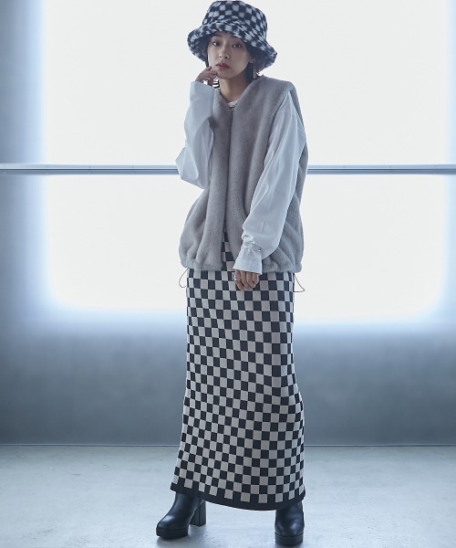 GEVS.（ジェイヴィス）の「＜大きいサイズ＞ チェッカー柄ジャガードニットロングキャミソールワンピース GEVS.（ワンピース・レディース・ブラック系・L/LL/3L/4L/5L/6L/8L/10L）」の9枚目の写真