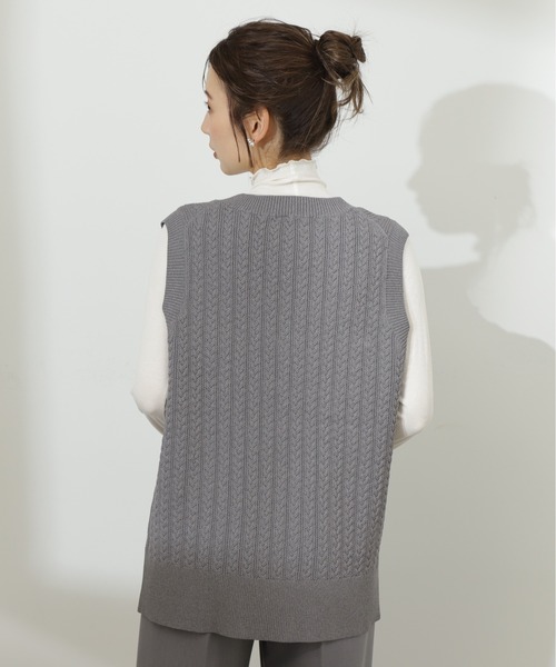 N.（N. Natural Beauty Basic）（エヌエヌナチュラルビューティーベーシック）の「◆ゴールドボタンケーブルジレ（ニット/セーター・レディース・ネイビー/グレー・MEDIUM）」の9枚目の写真