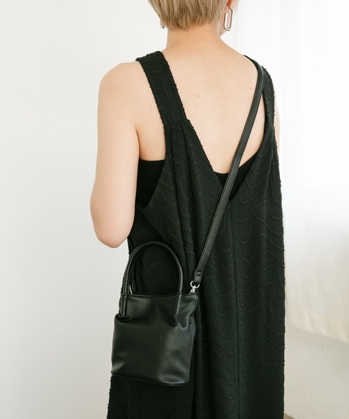 KBF（ケイビーエフ）の「ポーチ付きミニBAG（ハンドバッグ・レディース・ブルー/ブラック/ベージュ・ONE）」の5枚目の写真