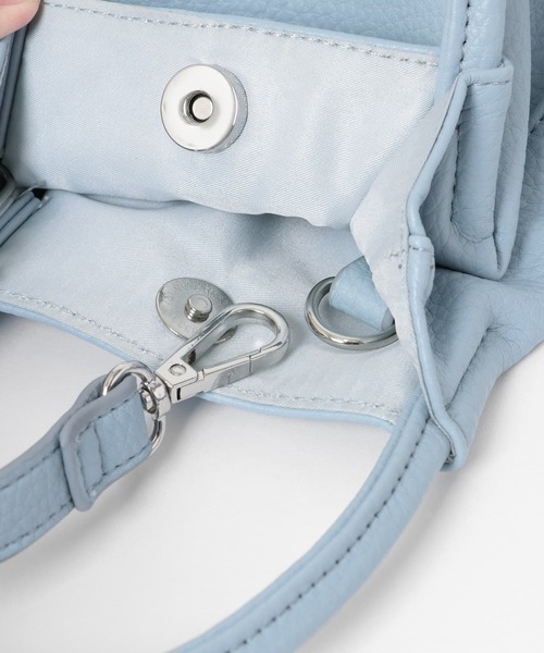 KBF（ケイビーエフ）の「ポーチ付きミニBAG（ハンドバッグ・レディース・ブルー/ブラック/ベージュ・ONE）」の17枚目の写真