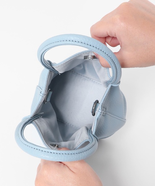 KBF（ケイビーエフ）の「ポーチ付きミニBAG（ハンドバッグ・レディース・ブルー/ブラック/ベージュ・ONE）」の18枚目の写真