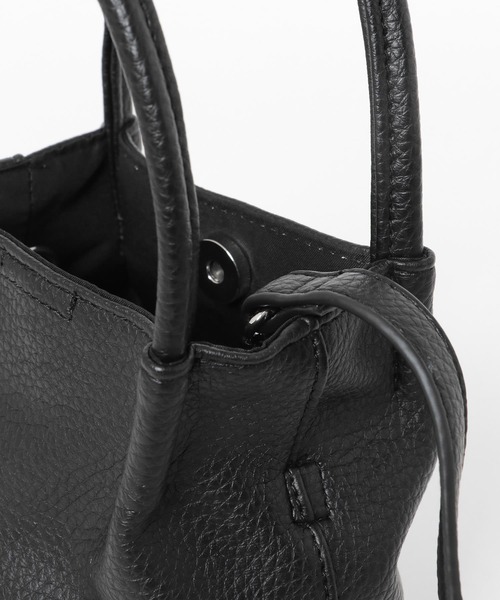 KBF（ケイビーエフ）の「ポーチ付きミニBAG（ハンドバッグ・レディース・ブルー/ブラック/ベージュ・ONE）」の20枚目の写真