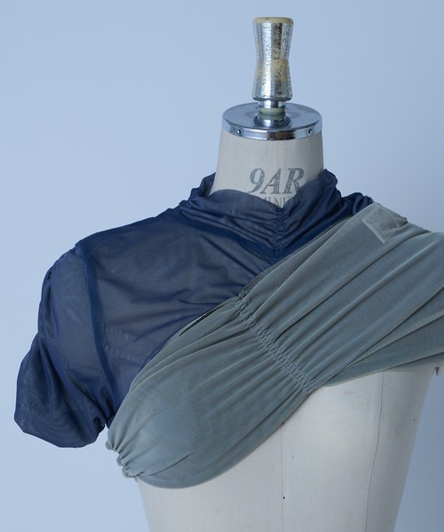 Six M（シックスエム）の「【SixM/シックスエム】ギャザー2WAYトップス（Tシャツ/カットソー・レディース・ブラック/ブルー・FREE）」の19枚目の写真