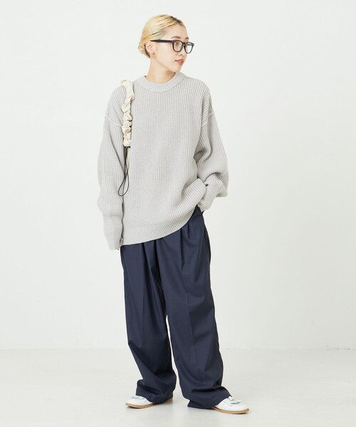 FREAK'S STORE(フリークスストア)の「限定展開 ビッグシルエット 片畦 クルーネック カラー ニット(ニット/セーター・レディース・ベージュ/グレー/ブラック/ピンク/ブルー/パープル/ナチュラル/オレンジ/グリーン・フリ-)」の17枚目の写真