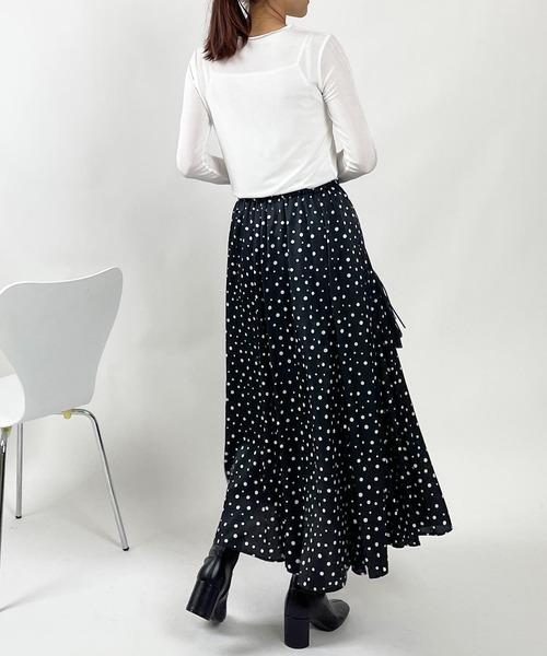 PICCIN(ピッチン)の「シャイニークルーネックカットソー(Tシャツ/カットソー・レディース・オリーブ/ブラック/オフホワイト・M)」の9枚目の写真