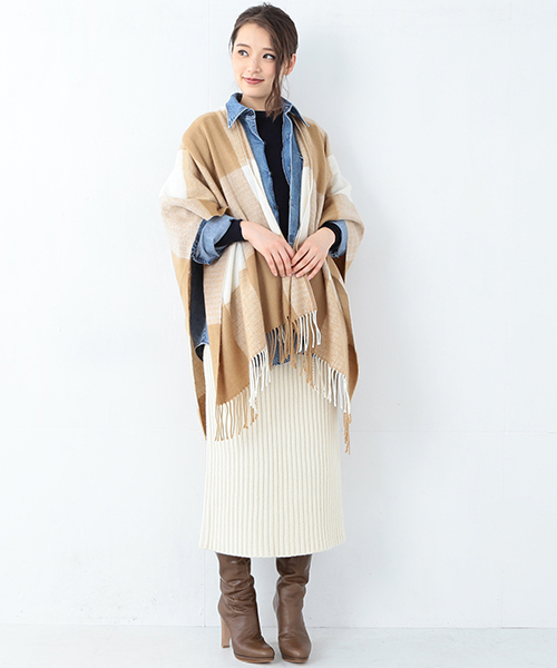 Demi-Luxe BEAMS(デミルクス ビームス)の「●【VERY11月号掲載】MADISONBLUE / リブ タイトロングスカート(スカート・レディース・オフホワイト/ネイビー・0/1)」の4枚目の写真