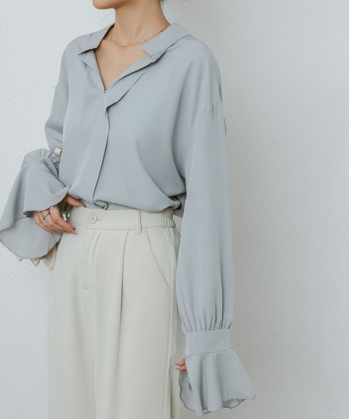 MAISON DE THERESE(メゾン ド テレーズ)の「スタンドカラーフレア袖口 揺るとしたシャツブラウス(シャツ/ブラウス・レディース・ベージュ/グレイッシュベージュ/ホワイト・FREE)」の12枚目の写真