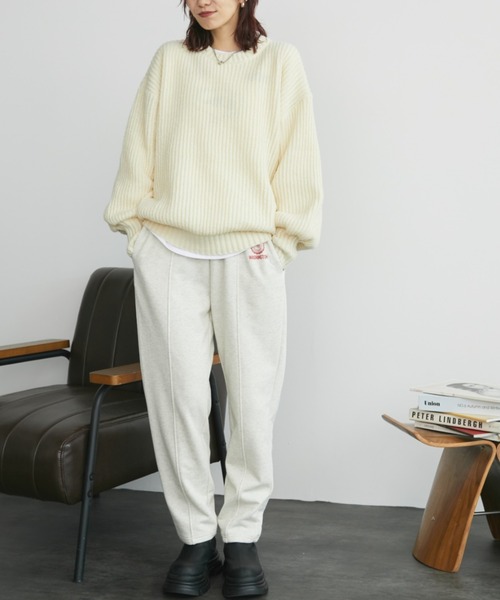 Auntie Rosa Holiday（アンティローザホリデー）の「片畦オーバーサイズニット（ニット/セーター・レディース・ブルー/ピンク/アイボリー/レッド/チャコールグレー/ライトピンク/イエロー・FREE）」の14枚目の写真