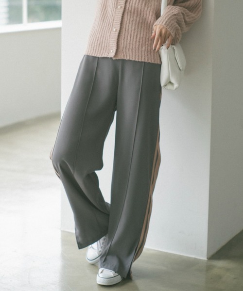 VANNIE U(ヴァニーユー)の「ラインタックスラックスパンツ(スラックス・レディース・アイボリー/グレー・S/L/M)」の5枚目の写真