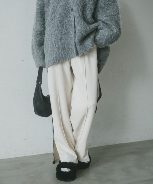 VANNIE U(ヴァニーユー)の「ラインタックスラックスパンツ(スラックス・レディース・アイボリー/グレー・S/L/M)」の12枚目の写真