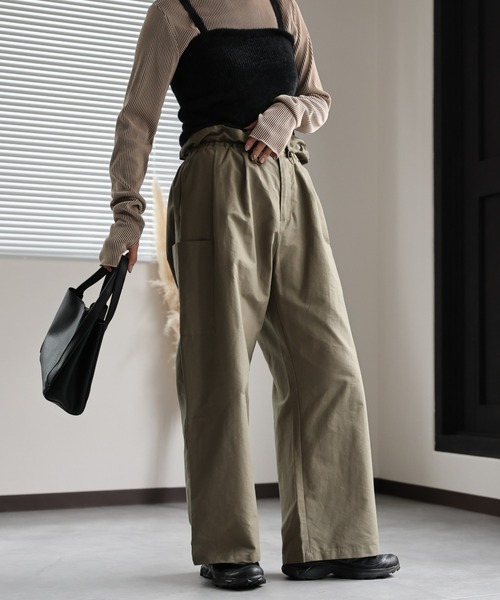 ap retro(アプレトロ)の「ドロストデザイン/コクーンタックパンツ(その他パンツ・レディース・ベージュ/スミクロ/カーキ・FREE)」の17枚目の写真