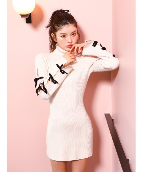Darich（ダーリッチ）の「アームリボンリブニットミニワンピース