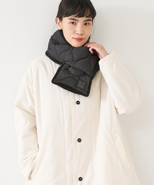 TAION(タイオン)の「※品番変更※【TAION】リバーシブル ダウンボア マフラー(ストール/ショール・レディース・カーキ/ブラック/ブラック系その他・フリー)」の2枚目の写真