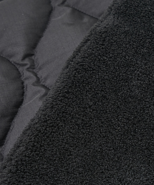 TAION(タイオン)の「※品番変更※【TAION】リバーシブル ダウンボア マフラー(ストール/ショール・レディース・カーキ/ブラック/ブラック系その他・フリー)」の9枚目の写真