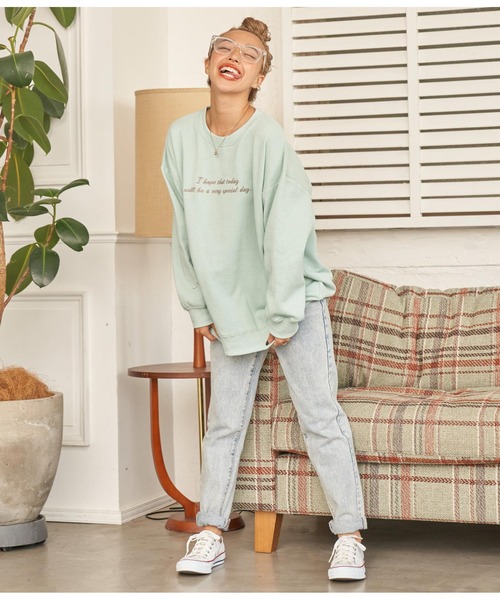 anap mimpi（アナップミンピ）の「メッセージ 刺繍 裏起毛 カラー スウェット トレーナー（スウェット・レディース・ミント/ピンク/ネイビー・FREE）」の14枚目の写真