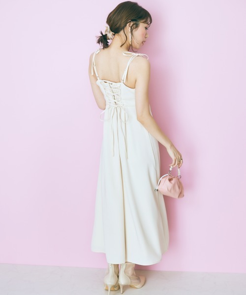 marun（マルン）の「＜大きいサイズ＞ 肩リボンキャミソールワンピース marun（ワンピース・レディース・ブラック/アイボリー・5L/LL/4L/L/3L）」の5枚目の写真