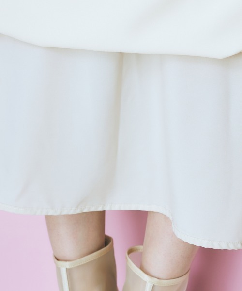 marun（マルン）の「＜大きいサイズ＞ 肩リボンキャミソールワンピース marun（ワンピース・レディース・ブラック/アイボリー・5L/LL/4L/L/3L）」の14枚目の写真