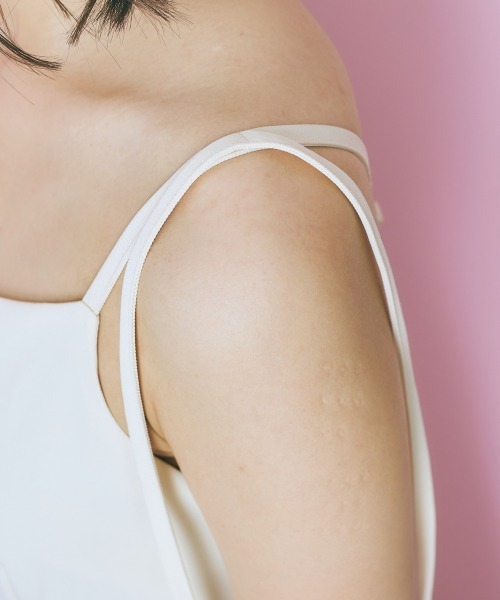 marun（マルン）の「＜大きいサイズ＞ 肩リボンキャミソールワンピース marun（ワンピース・レディース・ブラック/アイボリー・5L/LL/4L/L/3L）」の11枚目の写真