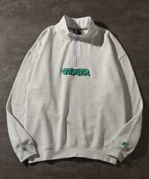 STARTER BLACK LABEL（スターターブラックレーベル）の「【STARTER /スターター】グラフィック ラバー×発砲プリント 裏起毛 オーバーサイズ スタンドハーフジップ プルオーバー（スウェット・メンズ・ホワイト系/ブラック/ブラウン・L/M/XL）」の2枚目の写真