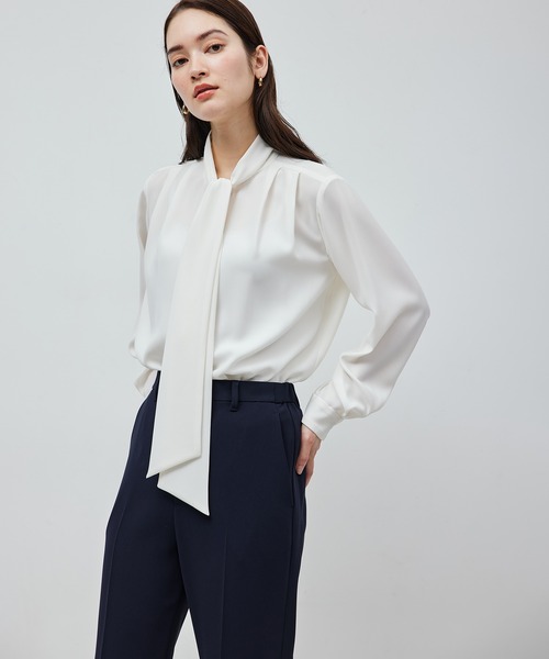 ROPE'(ロペ)の「ジョーゼットストレッチ ボウタイブラウス【セレモニー対応】【洗える】(シャツ/ブラウス・レディース・ホワイト/ベージュ・FREE)」の8枚目の写真