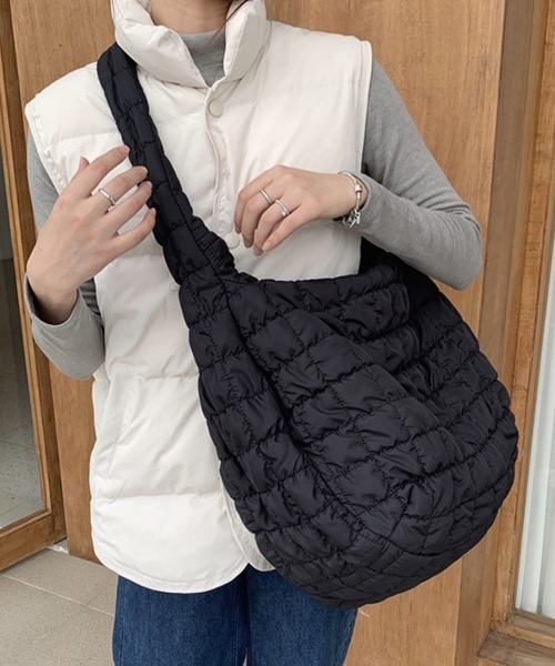 Miniministore(ミニミニストア)の「キルトショルダーバッグダウン風レディース(ショルダーバッグ・レディース・グリーン/ブラック/ブラウン/ベージュ/アイボリー・FREE)」の14枚目の写真