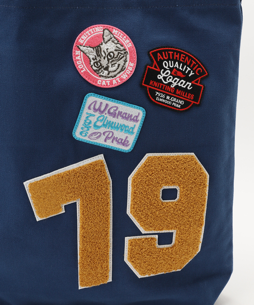 B.C STOCK（ベーセーストック）の「【LOGAN / ローガン】別注 エンブレムトートバッグ（トートバッグ・レディース・ネイビー/アイボリー・FREE）」の5枚目の写真