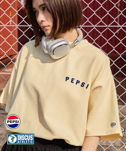 DISCUS ATHLETIC(ディスカス アスレチック)の「【DISCUS ATHLETIC×PEPSI】コラボ ワンポイントロゴ ショートスリーブ半袖カットソー(Tシャツ/カットソー・メンズ・ブラック/アイボリー・M/L)」の1枚目の写真