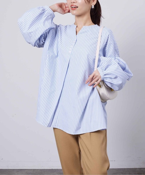 Chez toi(シェトワ)の「スリットネック袖ボリュームブラウス(シャツ/ブラウス・レディース・オフホワイト/ピンク/ホワイト/ネイビー・FREE)」の8枚目の写真