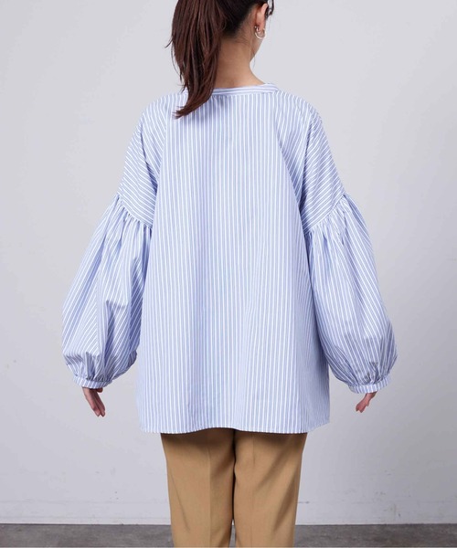 Chez toi(シェトワ)の「スリットネック袖ボリュームブラウス(シャツ/ブラウス・レディース・オフホワイト/ピンク/ホワイト/ネイビー・FREE)」の21枚目の写真