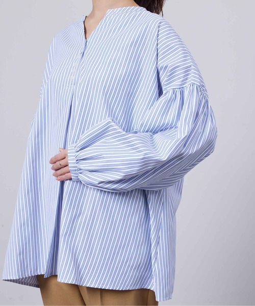 Chez toi(シェトワ)の「スリットネック袖ボリュームブラウス(シャツ/ブラウス・レディース・オフホワイト/ピンク/ホワイト/ネイビー・FREE)」の17枚目の写真