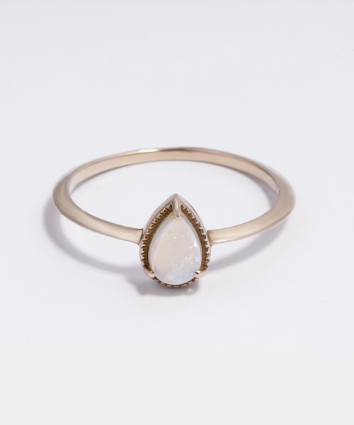 Enasoluna(エナソルーナ)の「enasoluna Fancy drop ring(opal)(リング・レディース・ゴールド・13/9)」の2枚目の写真