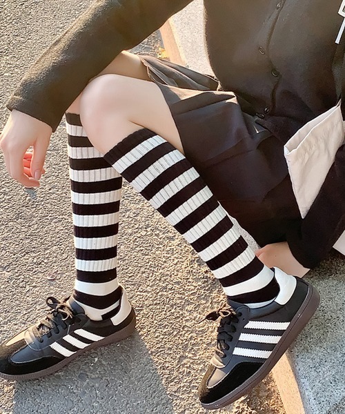 【関税込み】Burberry ホワイト コットンブレンド リブソックス セール】F&D : リブボーダーロングソックス（ソックス/靴下