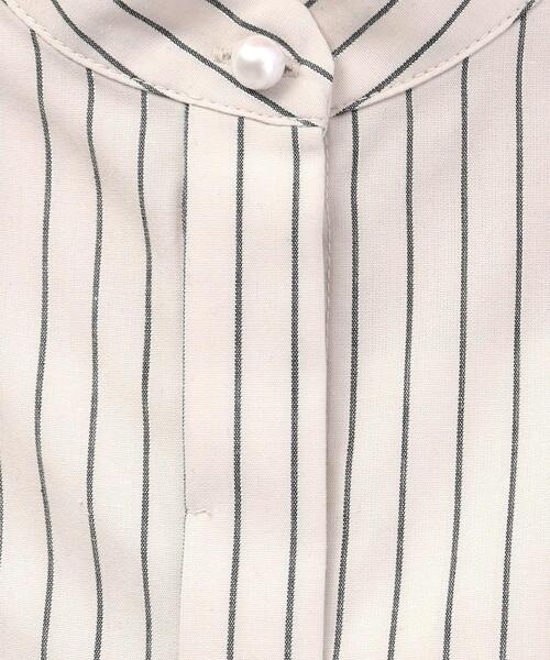 index（インデックス）の「◆≪5color≫ ラメラインペプラムブラウス【防シワ/イージーケア/洗濯機洗い可】（シャツ/ブラウス・レディース・ホワイト系5/ネイビー系2/サックスブルー系2/ベージュ系その他6/ブラウン系その他5・40/38/42/36）」の9枚目の写真