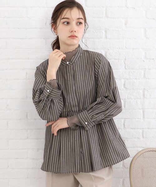 index（インデックス）の「◆≪5color≫ ラメラインペプラムブラウス【防シワ/イージーケア/洗濯機洗い可】（シャツ/ブラウス・レディース・ホワイト系5/ネイビー系2/サックスブルー系2/ベージュ系その他6/ブラウン系その他5・40/38/42/36）」の18枚目の写真