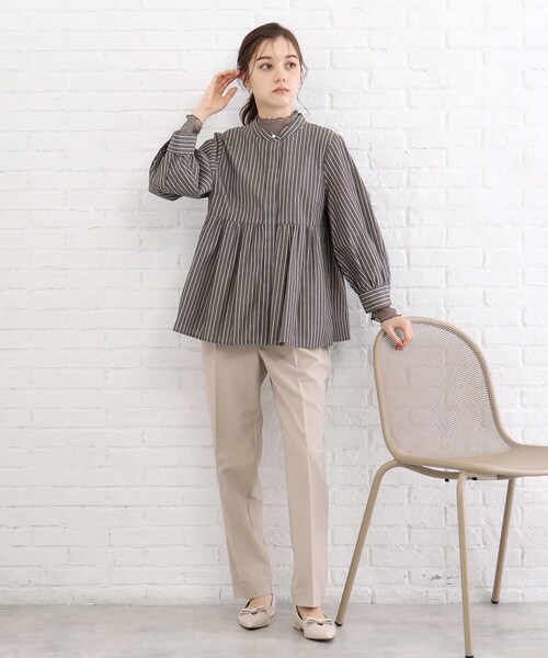 index（インデックス）の「◆≪5color≫ ラメラインペプラムブラウス【防シワ/イージーケア/洗濯機洗い可】（シャツ/ブラウス・レディース・ホワイト系5/ネイビー系2/サックスブルー系2/ベージュ系その他6/ブラウン系その他5・40/38/42/36）」の20枚目の写真