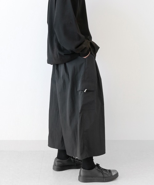 minsobi(ミンソビ)の「クロップドワイドスカートパンツ(その他パンツ・メンズ・ブラック・FREE)」の18枚目の写真