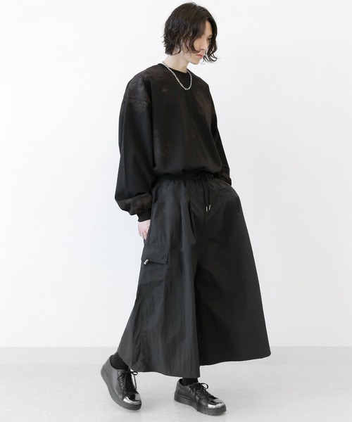 minsobi(ミンソビ)の「クロップドワイドスカートパンツ(その他パンツ・メンズ・ブラック・FREE)」の3枚目の写真