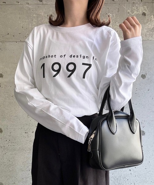 cuorequal(クオレコール)の「ロゴプリントロングTシャツ(Tシャツ/カットソー・レディース・ホワイト・MEDIUM/LARGE)」の2枚目の写真
