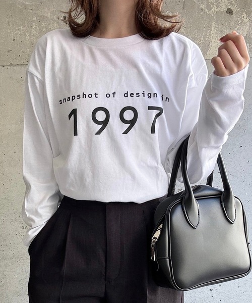 cuorequal(クオレコール)の「ロゴプリントロングTシャツ(Tシャツ/カットソー・レディース・ホワイト・MEDIUM/LARGE)」の3枚目の写真