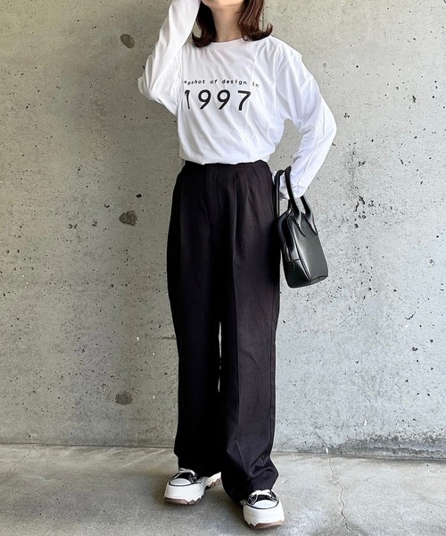 cuorequal(クオレコール)の「ロゴプリントロングTシャツ(Tシャツ/カットソー・レディース・ホワイト・MEDIUM/LARGE)」の11枚目の写真