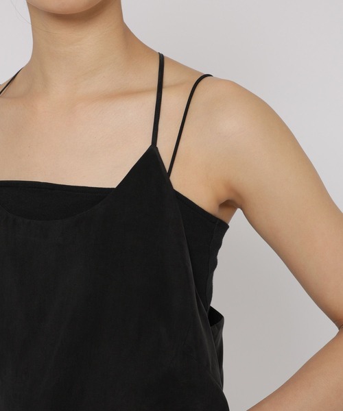 BABYLONE(バビロン)の「キュプラホルターキャミブラウス(キャミソール・レディース・ブラック/カーキ・フリー)」の13枚目の写真
