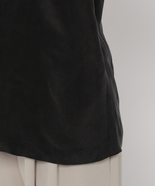 BABYLONE(バビロン)の「キュプラホルターキャミブラウス(キャミソール・レディース・ブラック/カーキ・フリー)」の15枚目の写真