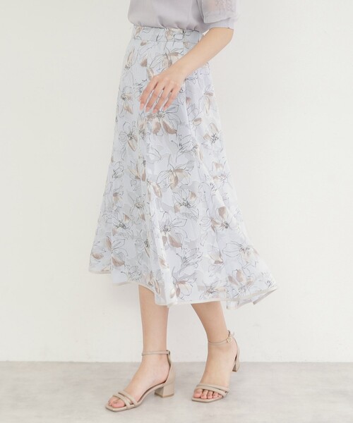 index(インデックス)の「◆フローラルプリントフレアスカート【洗濯機洗い可/防シワ】(スカート・レディース・サックスブルー系/アイボリー系/チャコール・40/38/36/42)」の13枚目の写真